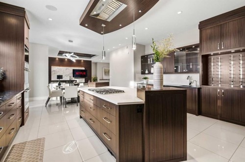 32 Sawyer Close, Red Deer, AB - Indoor Photo Showing Kitchen With Upgraded Kitchen