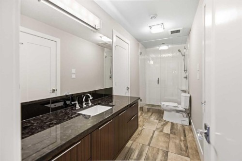 32 Sawyer Close, Red Deer, AB - Indoor Photo Showing Bathroom