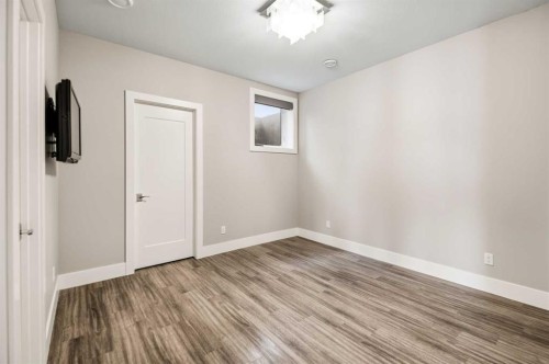 32 Sawyer Close, Red Deer, AB - Indoor Photo Showing Other Room
