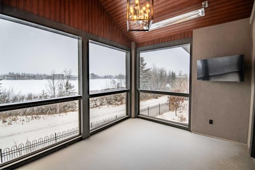 32 Sawyer Close, Red Deer, AB -  Photo Showing Other Room