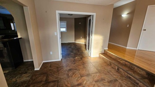 5112 52 Avenue, Consort, AB - Indoor Photo Showing Other Room