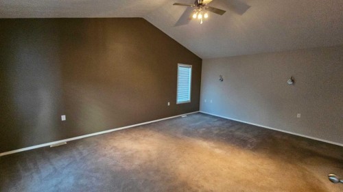 5112 52 Avenue, Consort, AB - Indoor Photo Showing Other Room