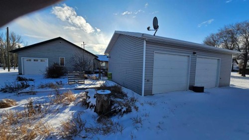 5112 52 Avenue, Consort, AB - Outdoor