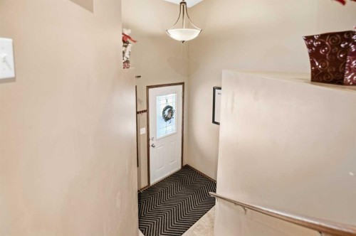 14 Winston Place, Blackfalds, AB - Indoor Photo Showing Other Room