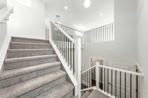 8 Heritage Link, Cochrane, AB - Indoor Photo Showing Other Room