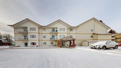 300-5402 50 Avenue  Stettler, AB T4K 0A2