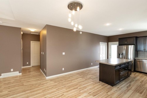 6321 58 Avenue, Innisfail, AB - Indoor Photo Showing Kitchen
