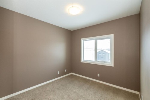 6321 58 Avenue, Innisfail, AB - Indoor Photo Showing Other Room