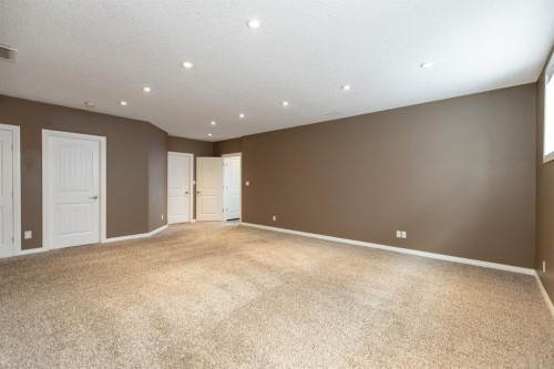 6321 58 Avenue, Innisfail, AB - Indoor Photo Showing Other Room