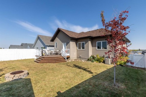 6321 58 Avenue, Innisfail, AB - Outdoor