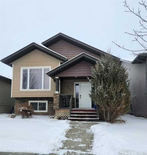 252 Jordan Parkway, Red Deer, AB - Outdoor