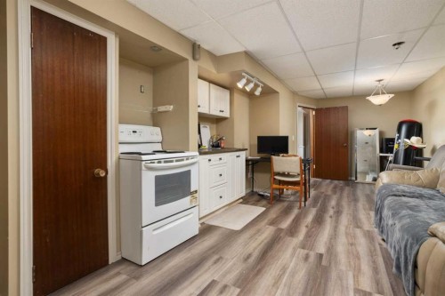 2 Grand Park Crescent, Camrose, AB - Indoor Photo Showing Kitchen
