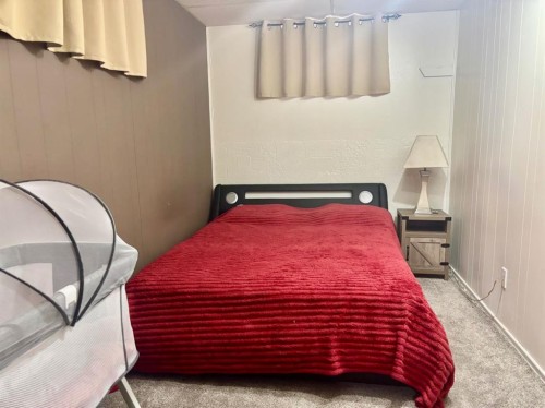 5106 54 Avenue, Camrose, AB - Indoor Photo Showing Bedroom