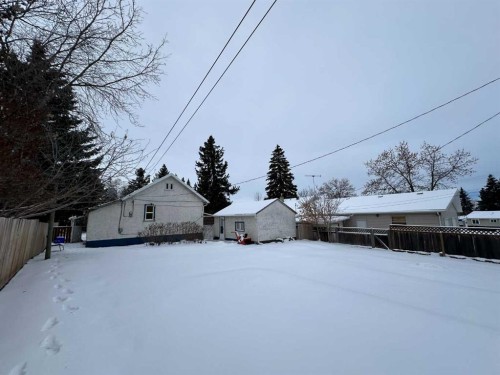 4508 42 Avenue, Ponoka, AB - Outdoor