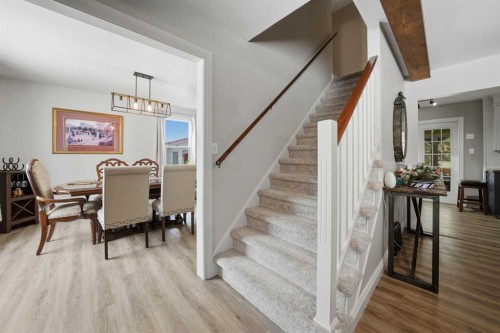 3722 44 Avenue, Red Deer, AB - Indoor Photo Showing Other Room