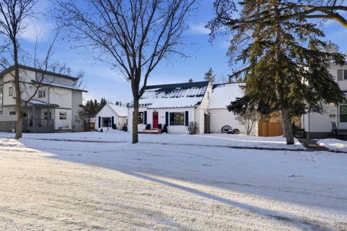 3722 44 Avenue, Red Deer, AB - Outdoor With Facade