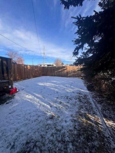 4617 47 Street, Rocky Mountain House, AB - Outdoor