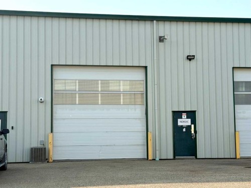 375-7700 76 Street Close, Red Deer, AB 