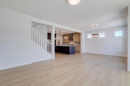 613 Sailfin Drive, Rural Rocky View County, AB - Indoor