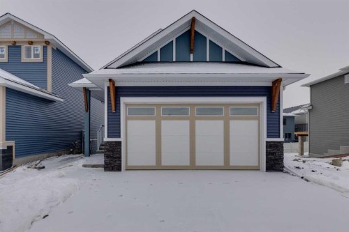 1402 Bayview Crescent Sw, Airdrie, AB - Outdoor
