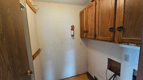 5006 Alexander Avenue, Coronation, AB - Indoor Photo Showing Other Room