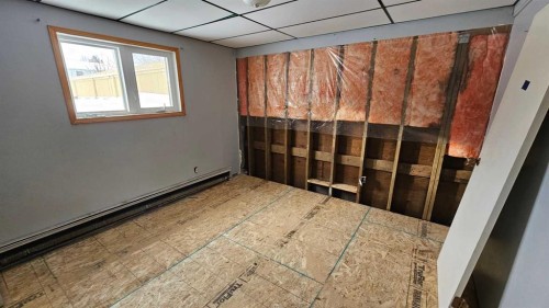 5006 Alexander Avenue, Coronation, AB - Indoor Photo Showing Other Room