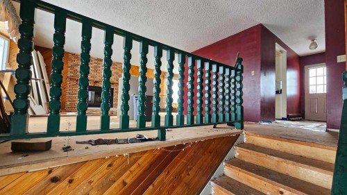 5006 Alexander Avenue, Coronation, AB - Indoor Photo Showing Other Room