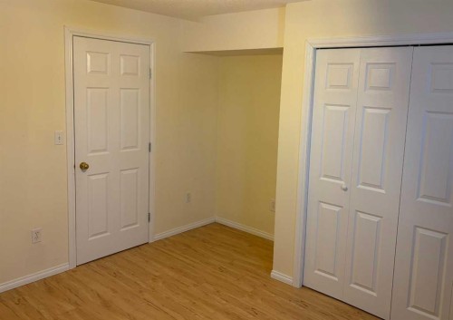 4304 56 Avenue, Innisfail, AB - Indoor Photo Showing Other Room