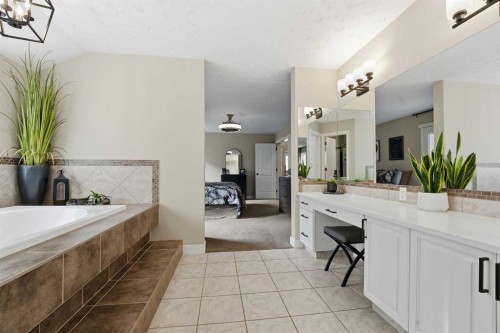 90 Allison Crescent, Red Deer, AB - Indoor Photo Showing Bathroom