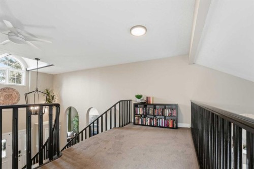 90 Allison Crescent, Red Deer, AB - Indoor Photo Showing Other Room