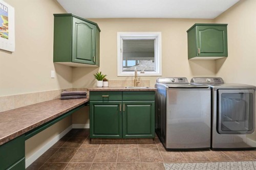 90 Allison Crescent, Red Deer, AB - Indoor Photo Showing Laundry Room