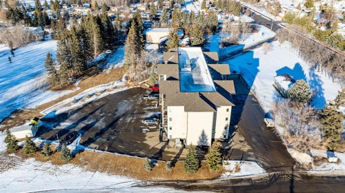 106-5205 Woodland Road, Innisfail, AB - Outdoor With View