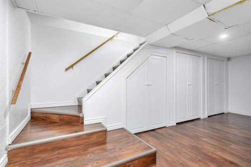 4217 43 Avenue, Red Deer, AB - Indoor Photo Showing Other Room