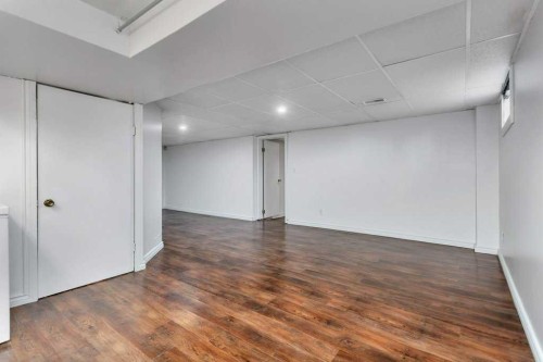 4217 43 Avenue, Red Deer, AB - Indoor