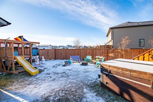 25 Hawthorn Place, Sylvan Lake, AB - Outdoor