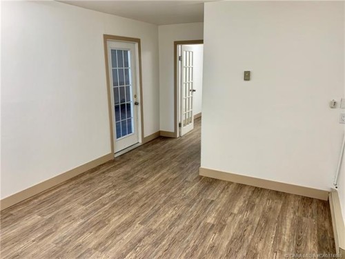 A-B-4008 Landry Avenue, Rural Red Deer County, AB 