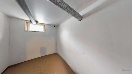 4716 51 Street, Stettler, AB - Indoor Photo Showing Other Room