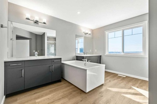 112 Key Cove Sw, Airdrie, AB - Indoor Photo Showing Bathroom