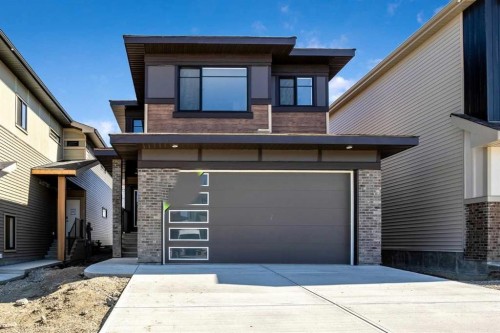 11 Heritage Link, Cochrane, AB - Outdoor