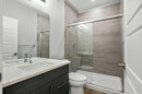 11 Heritage Link, Cochrane, AB  - Indoor Photo Showing Bathroom 