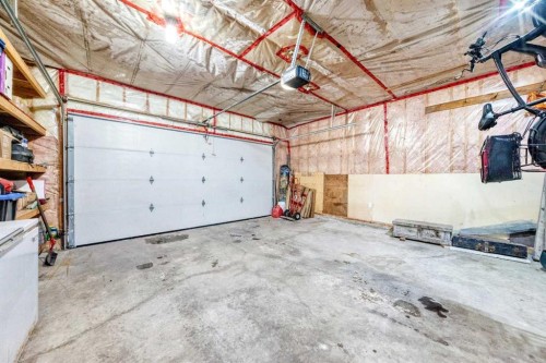 47 Lougheed Close, Red Deer, AB - Indoor Photo Showing Garage