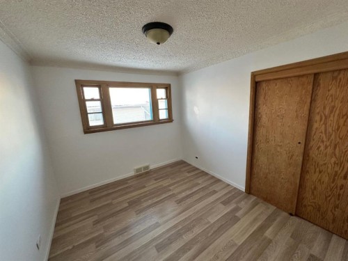 5302 50 Street, Camrose, AB - Indoor Photo Showing Other Room