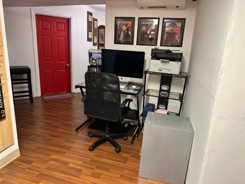 5302 50 Street, Camrose, AB - Indoor Photo Showing Office