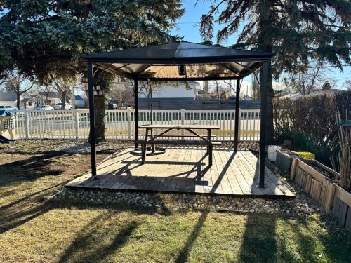 5302 50 Street, Camrose, AB - Outdoor