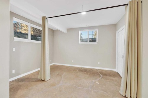 6372 Cedar Way, Innisfail, AB - Indoor Photo Showing Other Room