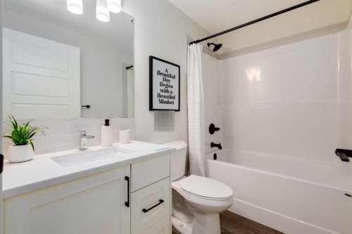 105-40 Livingston Parade Ne, Calgary, AB - Indoor Photo Showing Bathroom