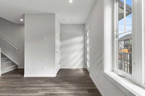 106-40 Livingston Parade Ne, Calgary, AB - Indoor Photo Showing Other Room