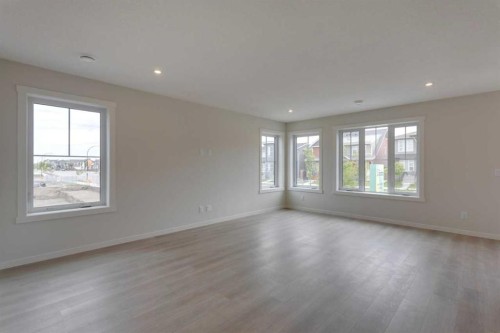 215-40 Livingston Parade Ne, Calgary, AB - Indoor Photo Showing Other Room