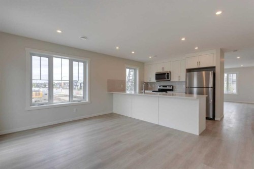 215-40 Livingston Parade Ne, Calgary, AB - Indoor Photo Showing Kitchen