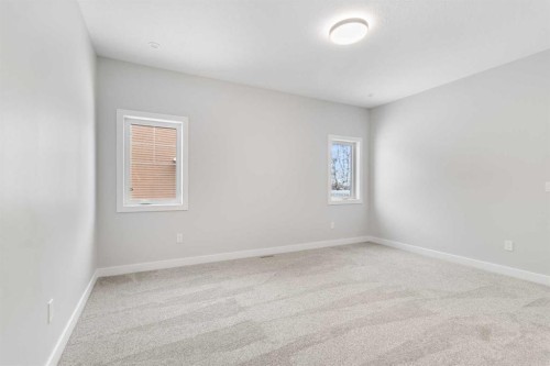 4924 Beardsley Avenue, Lacombe, AB - Indoor Photo Showing Other Room